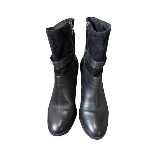 Clarks Black Suede Leather Bootie Buckle Detail. Womens Size 8.5 Medium - Picture 1 of 9